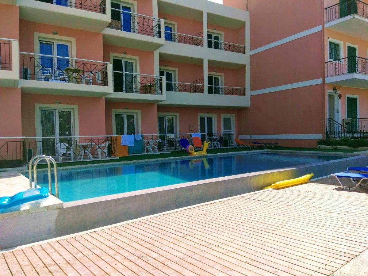 Delfini Hotel Nidrí Kültér fotó