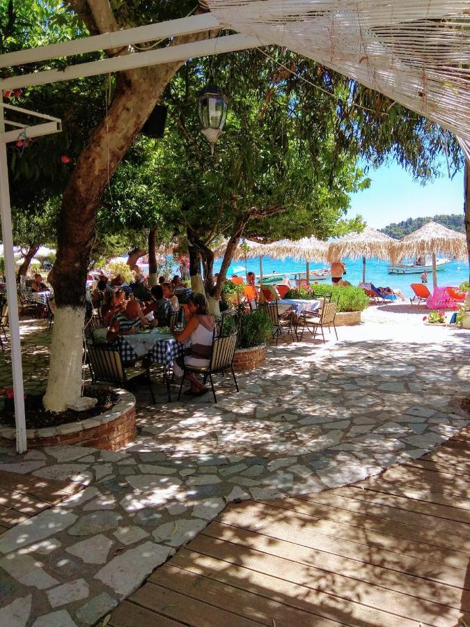 Delfini Hotel Nidrí Kültér fotó