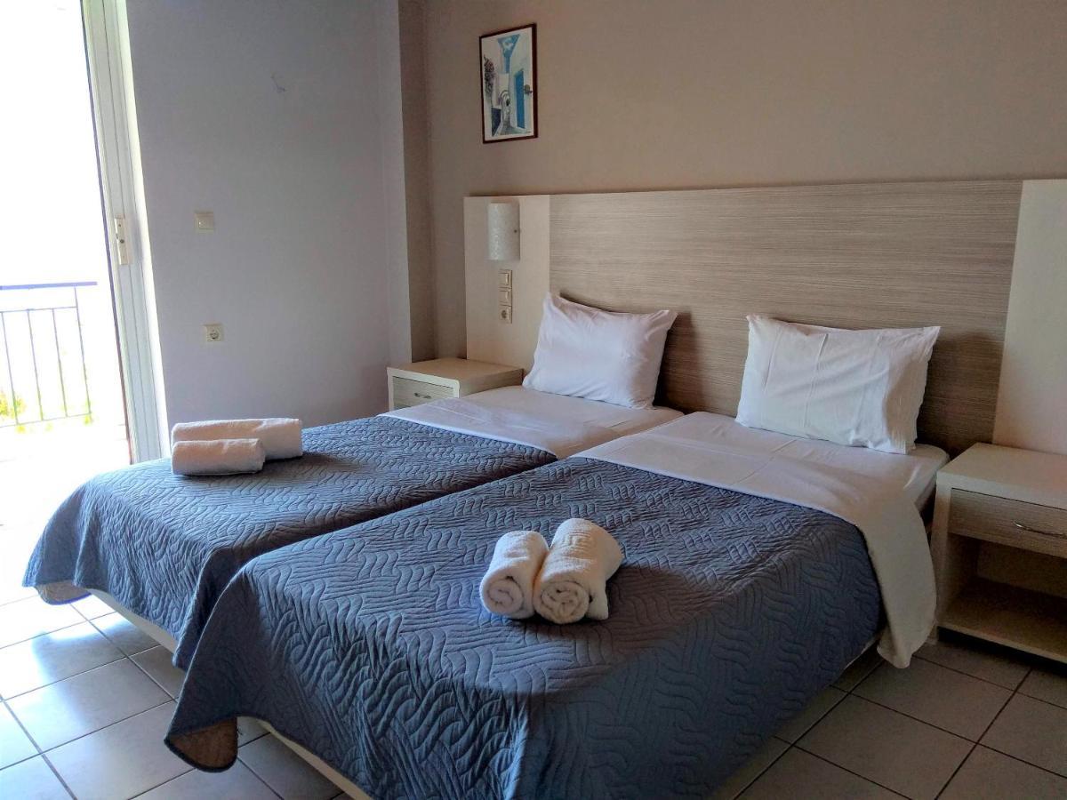 Delfini Hotel Nidrí Kültér fotó