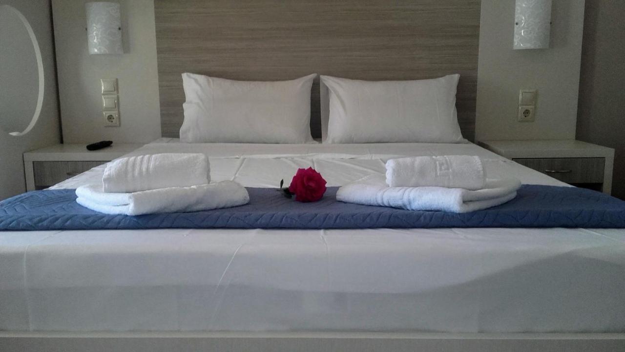 Delfini Hotel Nidrí Kültér fotó